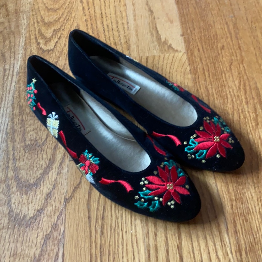 Talbots velvet Christmas flats